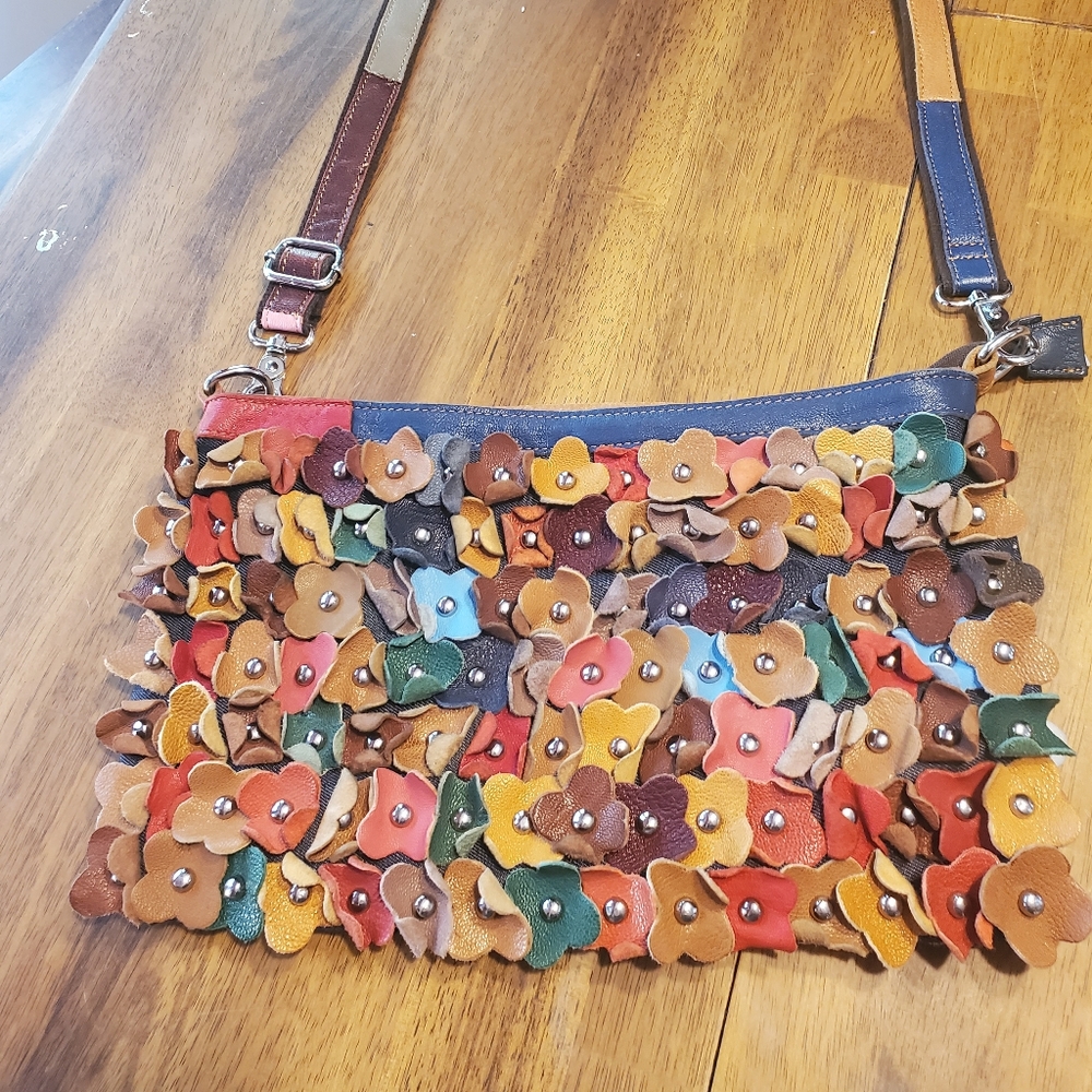 Amarileather floral Purse